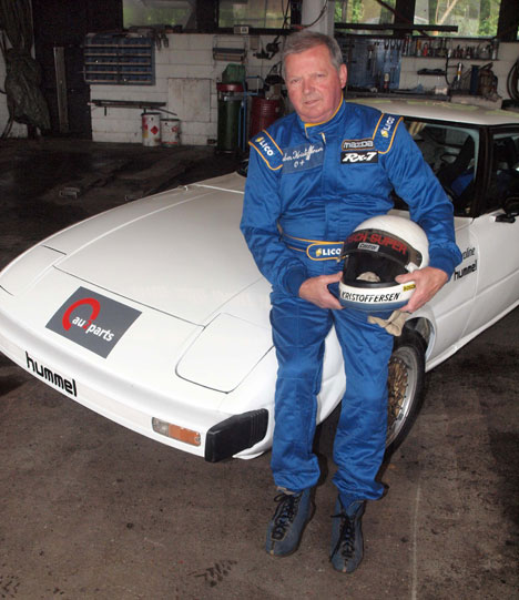 Mazda RX7’eren er med kærlig mekaniker-hånd blevet ført tilbage i racingtrim af Preben K.